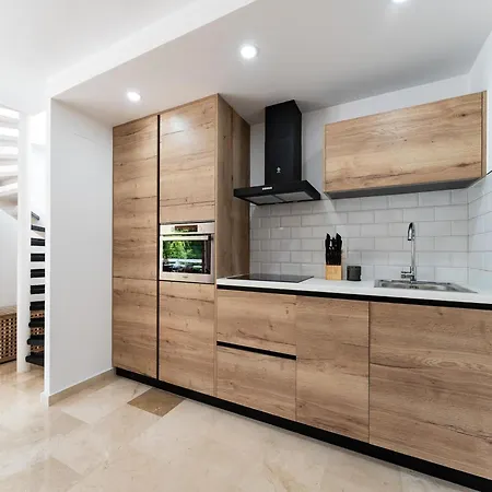 Apartamento With Pool In The Heart Of