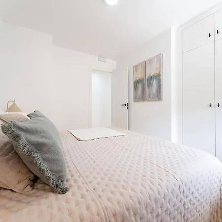 Apartamento With Pool In The Heart Of *